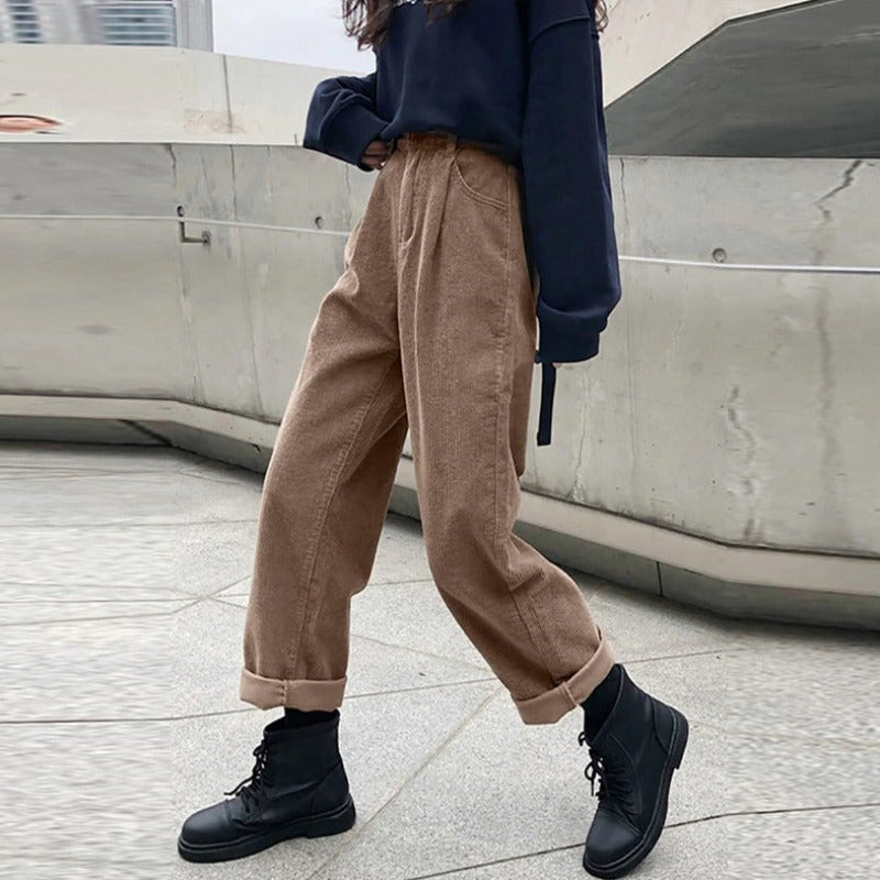 Pantaloni a coste da donna