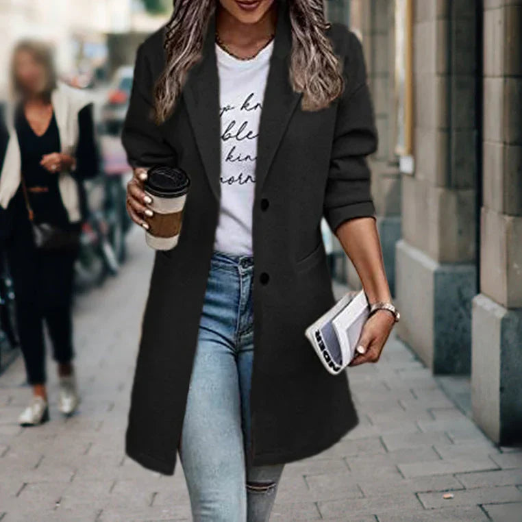 - Cappotto in lana da donna